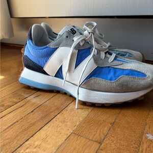 New Balance 327s in Blue